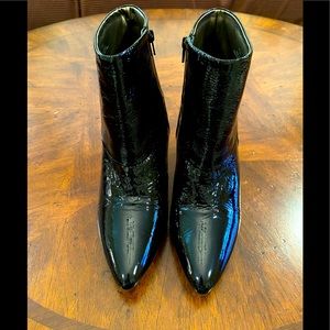 Talbots black patent boots. 7.5 W.